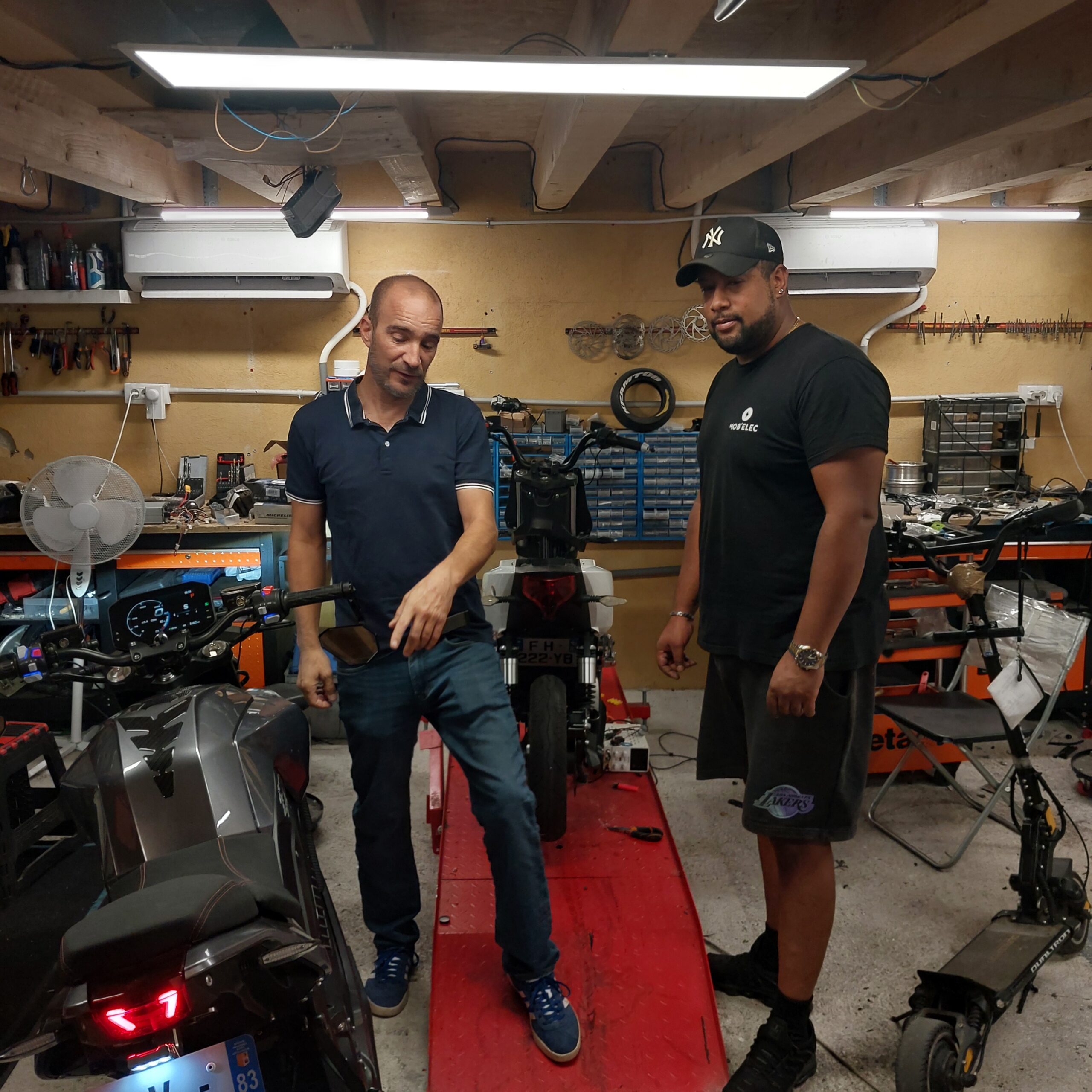 La mobilité électrique à Toulon, La Ciotat, Toulouse Scooters, Motos, quads 100% électriques
