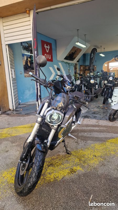 VMoto TC Wanderer 50cc - 2 batteries (Occasion) – Image 3